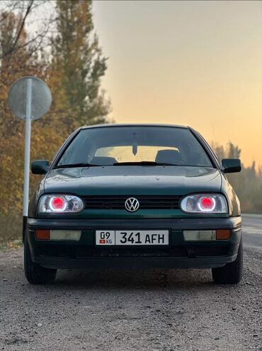 Volkswagen: Volkswagen Golf: 1995 г., 1.8 л, Механика, Бензин, Седан