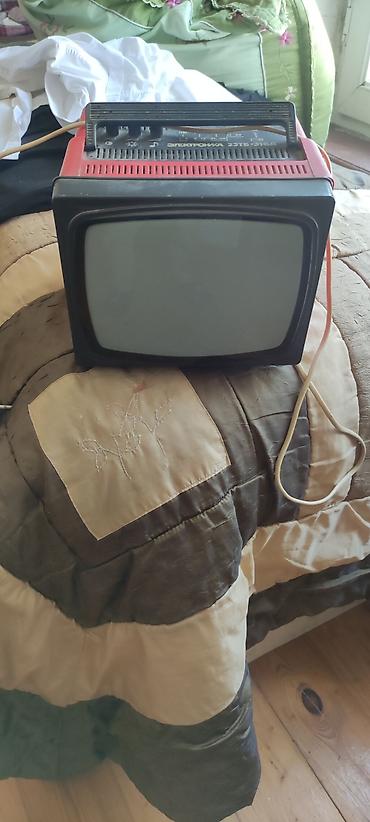 televizor 109 cm: Elektronika 23ТБ-316D portativ ağ-qara televizor - Ekran: təxminən 23 — 4