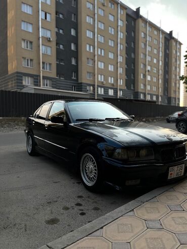 BMW: BMW 3 series: 1992 г., 1.8 л, Механика, Бензин, Седан — 4