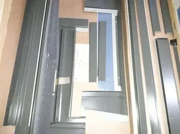 Prozori: Krovni prozor 66x118 🌟 Dimenzije: 66x118 cm Komplet sa opsivkom 💫 — 4