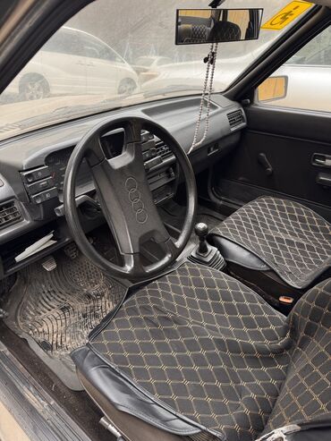 ауди c4: Audi 80: 1985 г., 1.6 л, Механика, Бензин, Седан