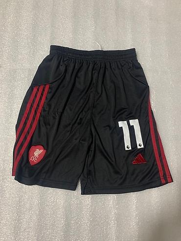футбол клуб: АБСОЛЮТНО НОВАЯ размер:М Игровой комплект Liverpool FC (выездной) — 3