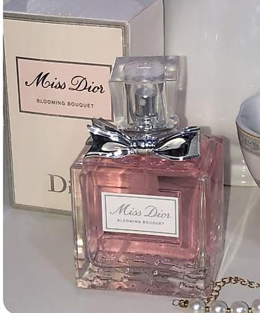 ətr: Miss Dior — zəriflik və romantikanın ətri 🌸 Təravətli çiçəklər, yumşaq — 1