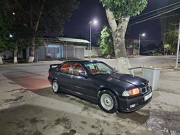 Унаа: BMW 3 series: 1993 г., 2 л, Кол менен иштөөчү, Бензин, Седан — 4