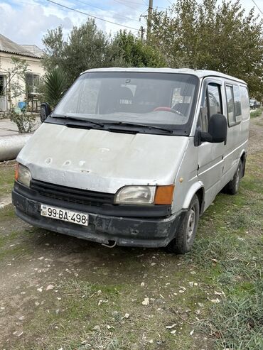 Yağlar və avtokimyəvi maddələr: Ford Transit yük mikroavtobusu
2.5 mator. Dizel. Arxa ceken