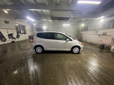 Honda: Honda Fit: 2003 г., 1.5 л, Автомат, Бензин, Хэтчбэк