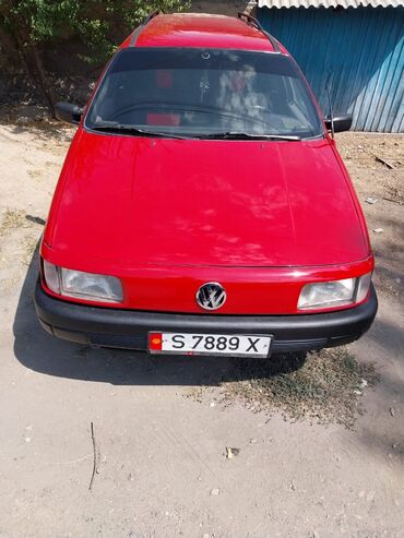 Volkswagen: Volkswagen Passat: 1991 г., 1.8 л, Механика, Бензин, Универсал