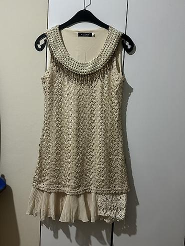 Dəstlər, kostyumlar: Qadın geyimləri dəsti Her biri 20 manatdır içinde tezeside var — 9