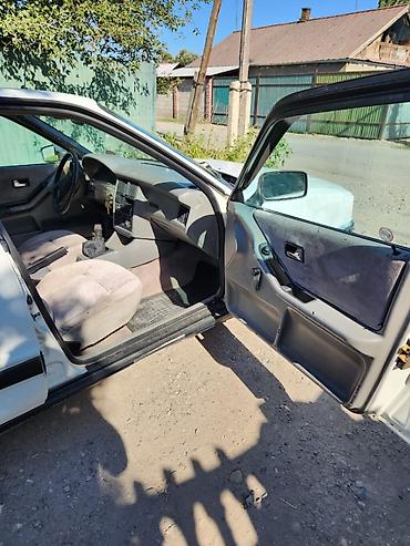ауди а1: Audi 80: 1989 г., 1.8 л, Механика, Бензин, Седан — 6