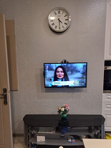 Asılqanlar: Salam telesin Xetai metrosun salam aleykum restoranın heyetinde olan