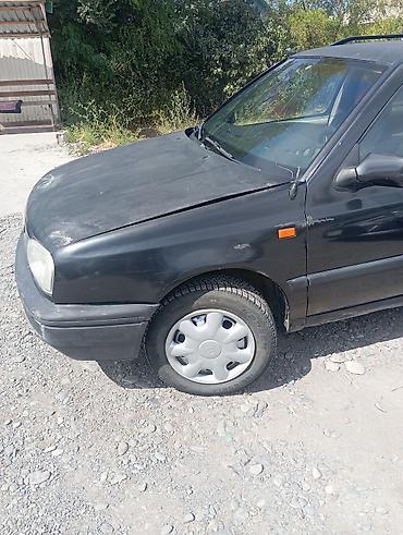 полировщик авто: Volkswagen Golf: 1994 г., Универсал — 2