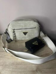 NovÄanici: 2900 torbe š
1800 novÄanici š na lalafo.rs ā 22 NovÄanici: 2900 torbe š
1800 novÄanici š ā 22