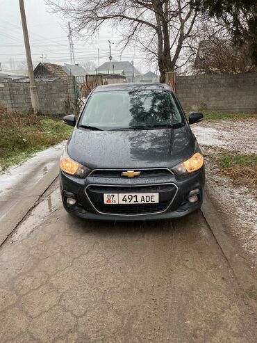 Chevrolet: Chevrolet Spark: 2016 г., 1 л, Вариатор, Бензин, Хэтчбэк