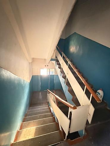 Продажа квартир: 3 комнаты, 92 м², Индивидуалка, 5 этаж, Старый ремонт at lalafo.kg — 15 Продажа квартир: 3 комнаты, 92 м², Индивидуалка, 5 этаж, Старый ремонт — 15