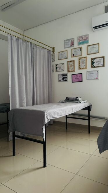 сдаю швейный цех с оборудованием: Кабинет косметологии/эстетики - Уютный процедурный зал с отдельной