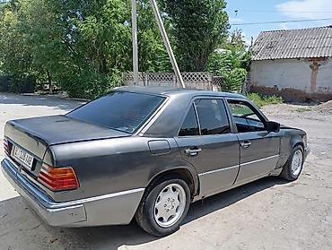 мерс 2 куб: Mercedes-Benz W124: 1990 г., 2.2 л, Механика, Седан — 4