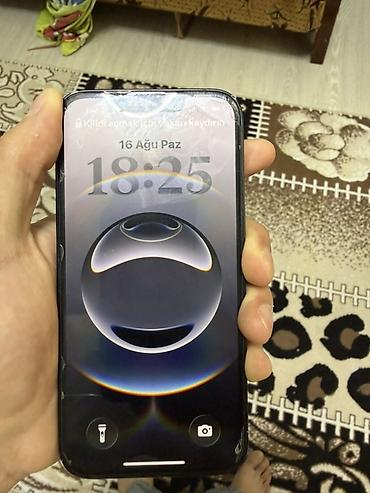 iphone xs max barter: IPhone 16e, 128 GB, Qara, Face ID — 2
