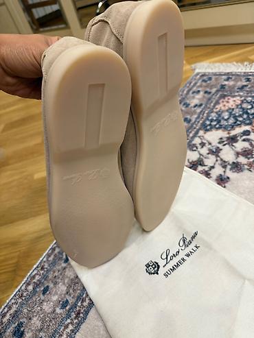 loro piano: Loro Piana summer walk. 44 yazilsada 42 e gedir.Yeni. Unvan Inqilab — 6