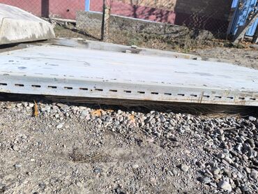 эшик айнек: Ачылма дарбазалар Болоттуу