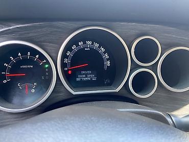 sequia: Toyota Sequoia: 2011 г., 5.7 л, Автомат, Газ, Внедорожник — 5