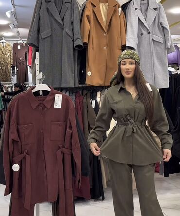 qadın ucun donlar: Dəst qara rəngi satılır bir dəfə geyilib 50 manata alınıb 44 razmerə