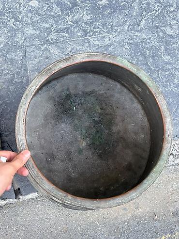 cay: Məhsul: Köhnə mis (bürünc tərkibli) məişət ləvazimatları və dekor — 5