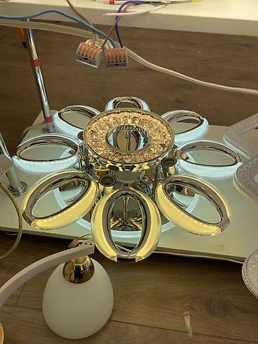 светодиодная люстра для кухни: Современная потолочная LED-люстра в зеркально-хромированном — 1