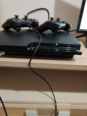 PS3 (Sony PlayStation 3): Playstation 3 / Čipovan / Slim / 500gb / 40 Igrica ima na njemu. Kod na lalafo.rs — 15 PS3 (Sony PlayStation 3): Playstation 3 / Čipovan / Slim / 500gb / 40 Igrica ima na njemu. Kod — 15