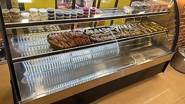 Soyuducu avadanlığı: Soyuducu satilir kabab uçun 650 azn uzunkugu 2 metr, hundurluyu 1.3 — 1