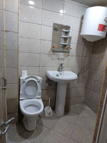 Uzunmüddətli kirayə mənzillər: Neftçilər metrosu,kapital bankın yaxınlığı,5 mərtəbənin,2-ci -da lalafo.az — 10 Uzunmüddətli kirayə mənzillər: Neftçilər metrosu,kapital bankın yaxınlığı,5 mərtəbənin,2-ci — 10