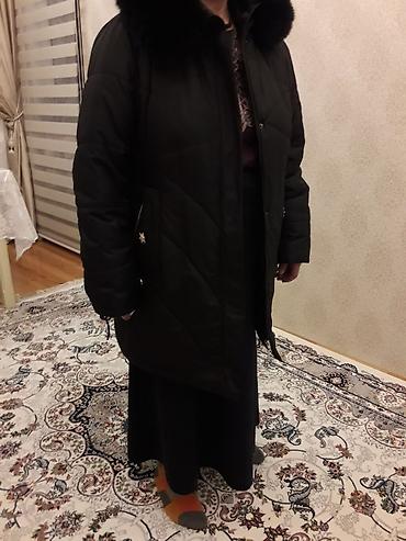 Paltolar: Qadın üçün qara rəngli qış paltosu - Uzun model, dizə qədər - İsti — 9