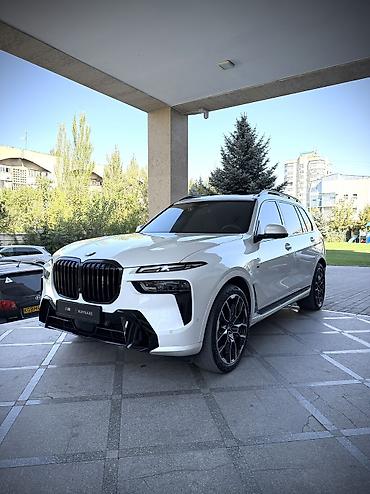 BMW X7: 2023 г., 3 л, Автомат, Бензин, Внедорожник