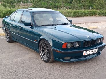 bew e34: BMW 5 series: 1990 г., 2.8 л, Механика, Бензин, Седан