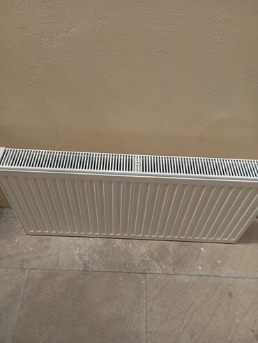 radyatırlar: İsitmə radiatoru, mənzillər və ya ofislər üçün effektiv istilik təmin