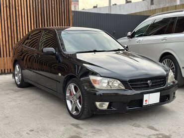 Toyota: Toyota Altezza: 2004 г., 2 л, Механика, Бензин, Седан