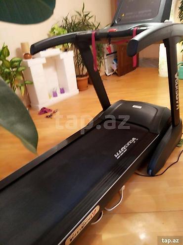 Butun modelde treajorlar var. qacis aparatlari velotrenajorlar