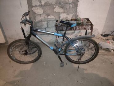 сколько стоит велосипед скоростной: İşlədilmədiyi üçün satılır. Skors işləmir. Növü BMX seçmişəm, lakin