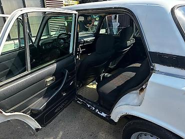 VAZ (LADA): VAZ 2106, ağ rəngdə sedan Salam maşın hək bir porblemi yoxdu reyal — 7