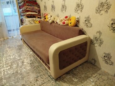 отдам мебель: Срочно продаю диван раздвижной