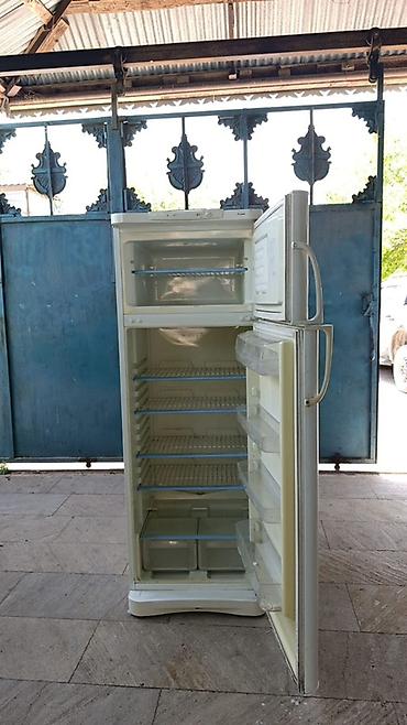 dondurucu satilir: Indesit iki qapılı soyuducu - Üst kamera: dondurucu bölmə - Alt — 2