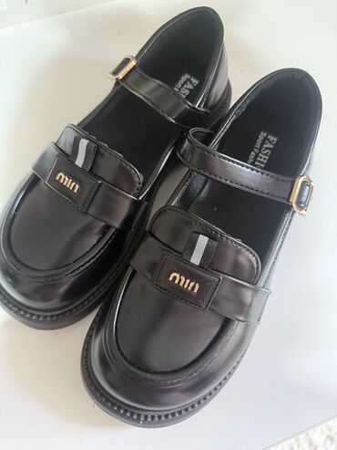 туфли на продажу: Туфли, 36, Miu Miu, Новый, цвет - Черный, Самовывоз