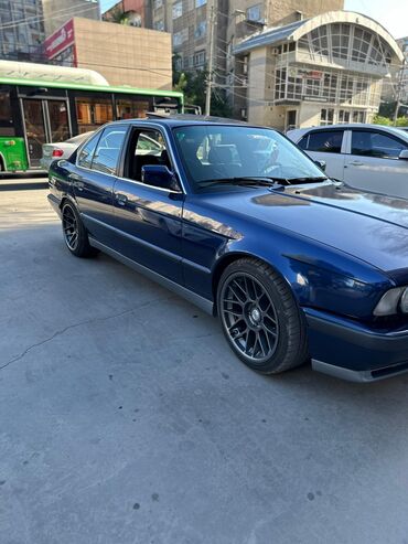 BMW: BMW 5 series: 1991 г., 3 л, Механика, Бензин, Седан