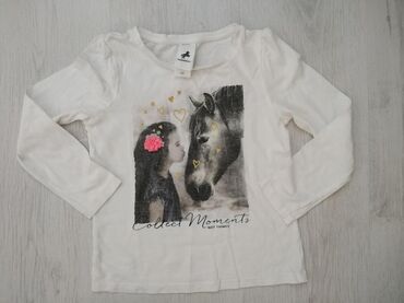 Dečija odeća i obuća: Palomino C&A majica za devojčice
Veličina 104
Cena 300 din