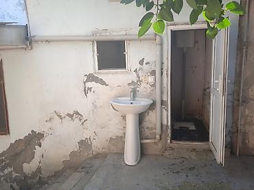 Həyət evləri və villaların satışı: 4 otaqlı, 180 kv. m, Kredit yoxdur, Orta təmir — 2