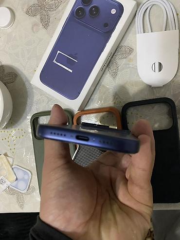 iphone 11 max: IPhone 17 Pro, Б/у, 256 ГБ, Синий, Кабель, 88 % — 9