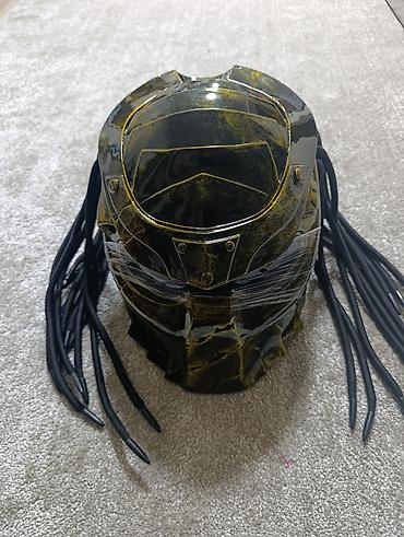 ат пони: Мото шлем «Хищник» (Predator) с дредами Особенности: - Аутентичный — 2