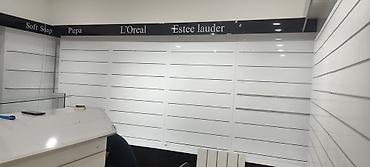 Оборудование для магазинов: Mağaza vitrin mebeli – şüşə rəf və panel sistemi - Ön giriş üçün iki — 6