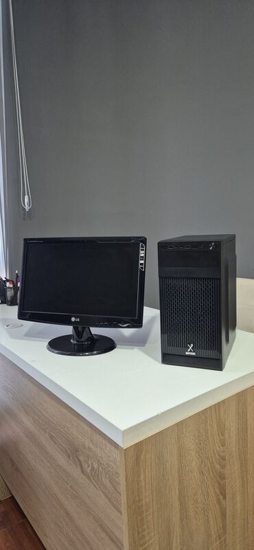 Masaüstü kompüterlər və iş stansiyaları: Masaüstü kompüter seti Processor : Core i5 - 2400 3.10 Ghz Ram  — 5