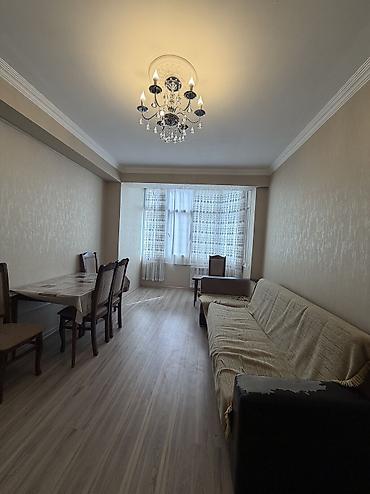 ağ seher: 3 otaqlı, Yeni tikili, 57 kv. m — 1