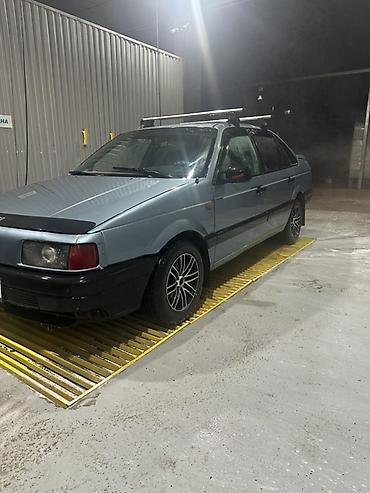 solaris accent: Volkswagen Passat: 1991 г., 1.8 л, Механика, Бензин, Седан — 1